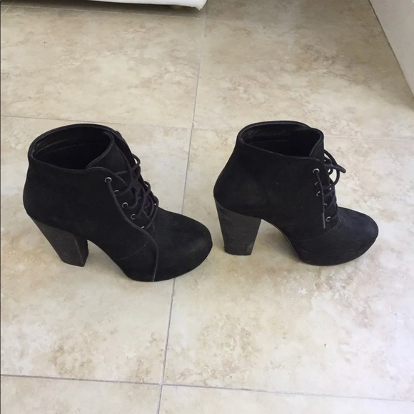 Steve Madden Booties - Picture 2 of 4